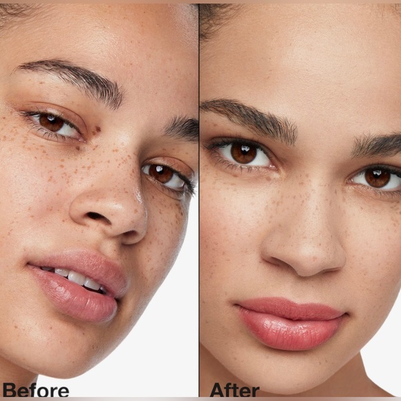 Clinique Stay Matte Foundation- Linen - Picture 1 of 8